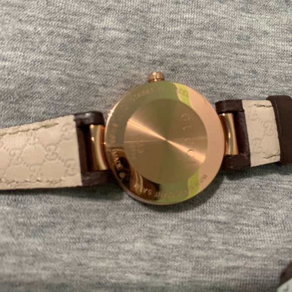 Authentic Gucci Watch - Picture 2 of 5